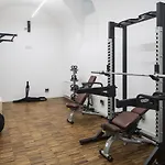 Quadrato * Turín