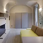 Quadrato * Turín